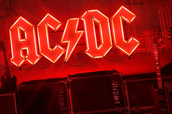 AC/DC: Power Up (PWR UP) es su nuevo disco. ¡Resérvalo ya! ¡Y no te pierdas la edición limitada de caja deluxe con luz!