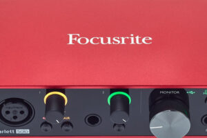 Tarjeta de sonido Focusrite Scarlett 2i2 3a generación de la mejor interface de audio